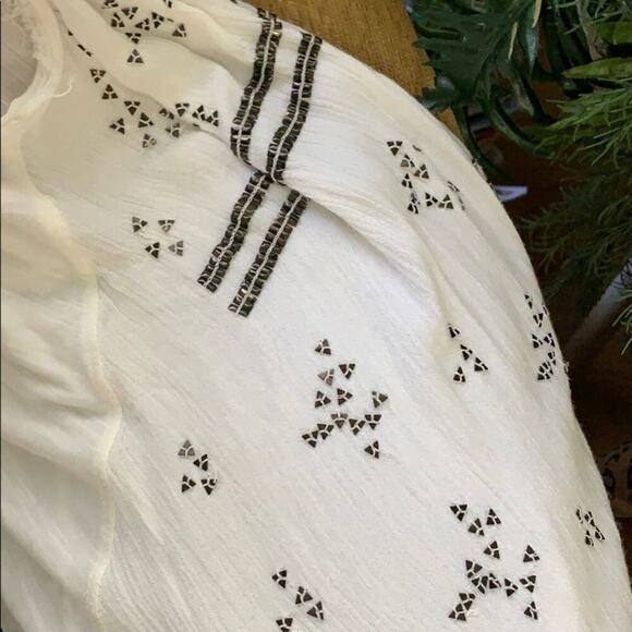 FREE PEOPLE WHITE BLOUSE WITH DECORATIVE S… - Picture 4 of 7